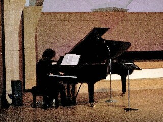 concert_0421_470001.jpg