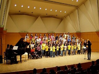 concert_0421_730001.jpg